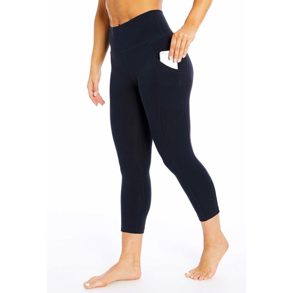 MARIKA Black Pocket Crop Leggings - Picture 2 of 6